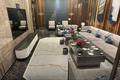泉州FOREVER酒吧招聘,福建泉州酒吧招聘接待员/可兼职